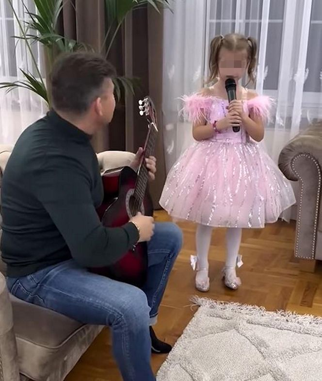 Zenek Martyniuk - dziadek Zenek zakochany w Laurze