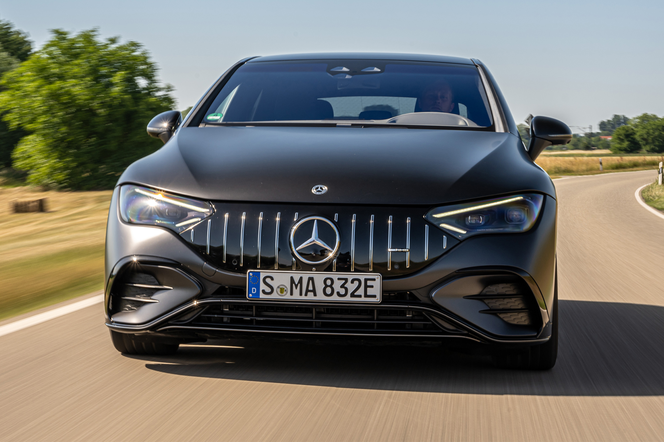 Mercedes-AMG EQE 53 już w Polsce. Znamy ceny elektrycznego sportowca