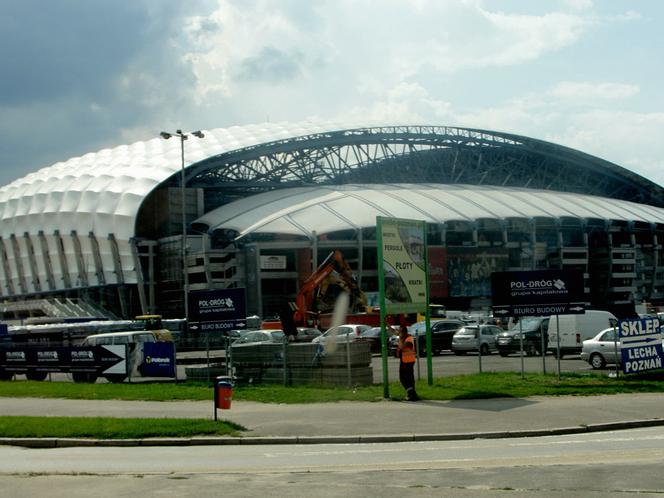 Stadion Lech Poznań, z zewnątrz