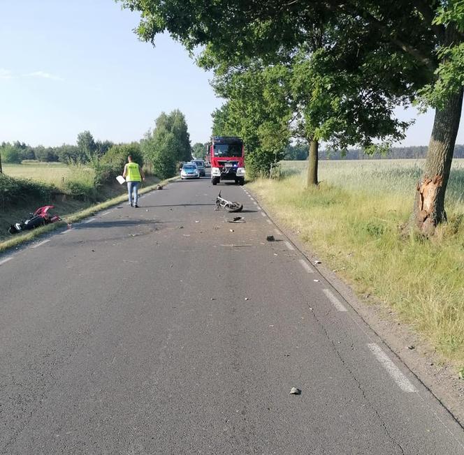 Tragiczny wypadek w powiecie jarocińskim. 34-letni motocyklista uderzył w drzewo!