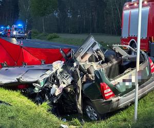 Tragiczny wypadek w Płociczu. Dwóch kierowców nie żyje