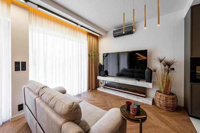 Od woalu po organzę – zobacz, które firany królują w nowoczesnych wnętrzach