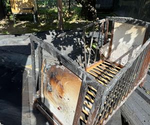 Rodzina z dwultenim synkiem straciła wszystko. Pożar wybuchł podczas remontu dachu