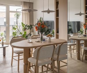 Tak mieszka projektant wnętrz! Szałwia w kuchni, porządek w każdym centymetrze