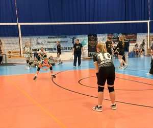 Siatkarski turniej z okazji Święta Niepodległości w Grudziądzu