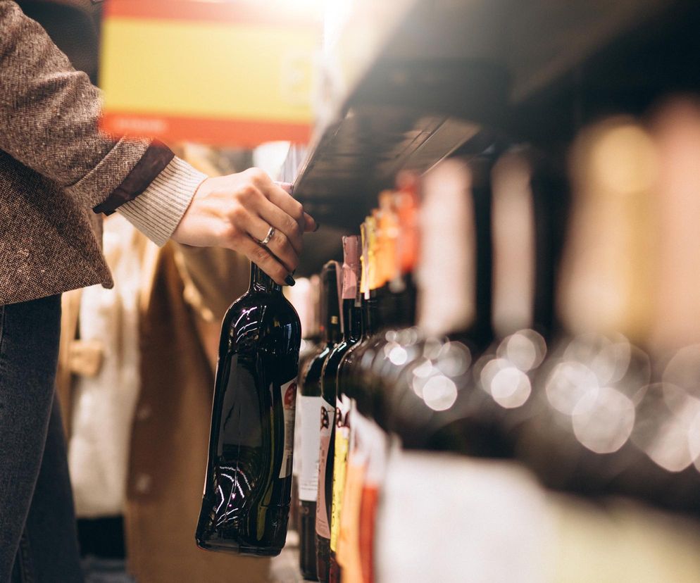 Kolejne miasto na północy Polski z nocną prohibicją. Czy ten krok rozwiąże problem alkoholizmu?
