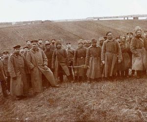 Dawniej były tam pola, teraz jest lotnisko. Zobacz zdjęcia olsztyńskich Dajtek, które mają ponad wiek