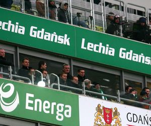 Politycy fani Lechii Gdańsk: Tusk, Wałęsa, Nawrocki, Kurski