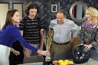 Barwy szczęścia odc. 2775: Natalia (Maria Dejmek), Jerzy (Bronisław Wrocławski), Kacper (Jakub Szlachetka), Malwina (Joanna Gleń)	