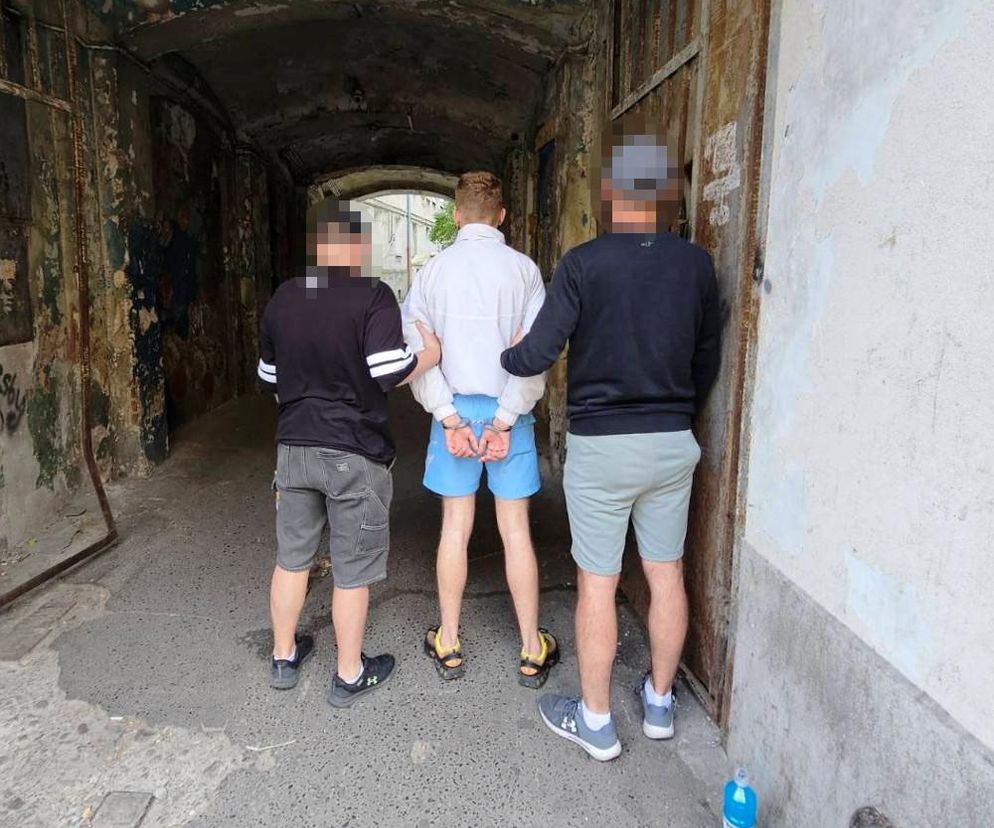 Diler z Brzeskiej zatrzymany. Na Pradze-Północ wciąż wyłapują zaangażowanych w narkobiznes