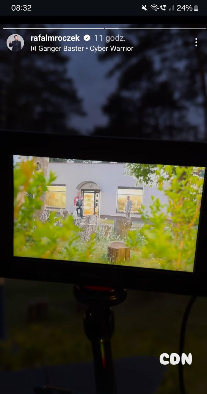 	M jak miłość nowy sezon po wakacjach 2025. Paweł (Rafał Mroczek), Dominik Walat (Bartosz Surówka) na planie