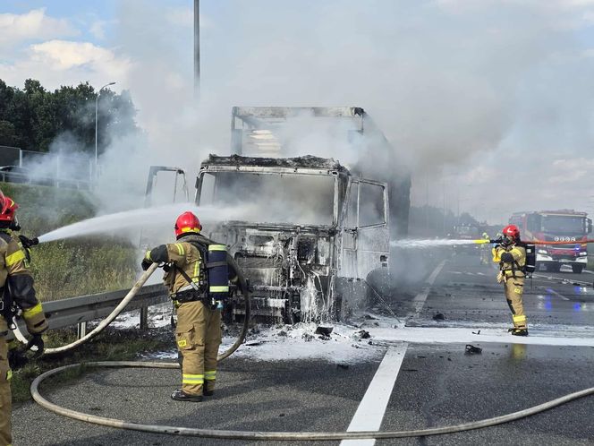 Dwa poważne zdarzenia na A4 w Małopolsce. Autostrada częściowo zablokowana w obu kierunkach