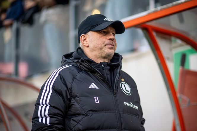 Legia zwolni trenera? Trzecia porażka z rzędu i wymowny wpis. Zbliża się czas rozstań