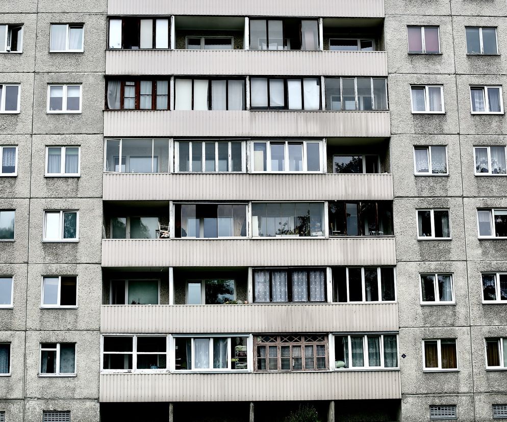 Bezpieczny kredyt 2 procent - sprzedaż mieszkania blok