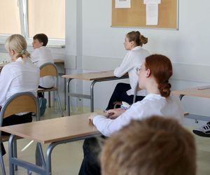 Egzamin ósmoklasisty z języka polskiego. Arkusze CKE i odpowiedzi