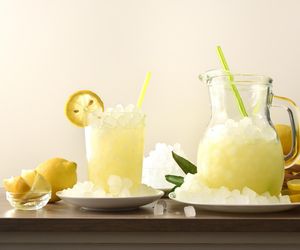 Zaskocz rodzinę mrożoną lemoniadą. Idealne orzeźwienie na ciepłe dni