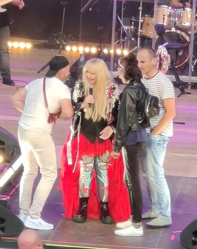 Facet wtargnął na scenę podczas koncertu Maryli Rodowicz. Ochroniarz nie zdążył