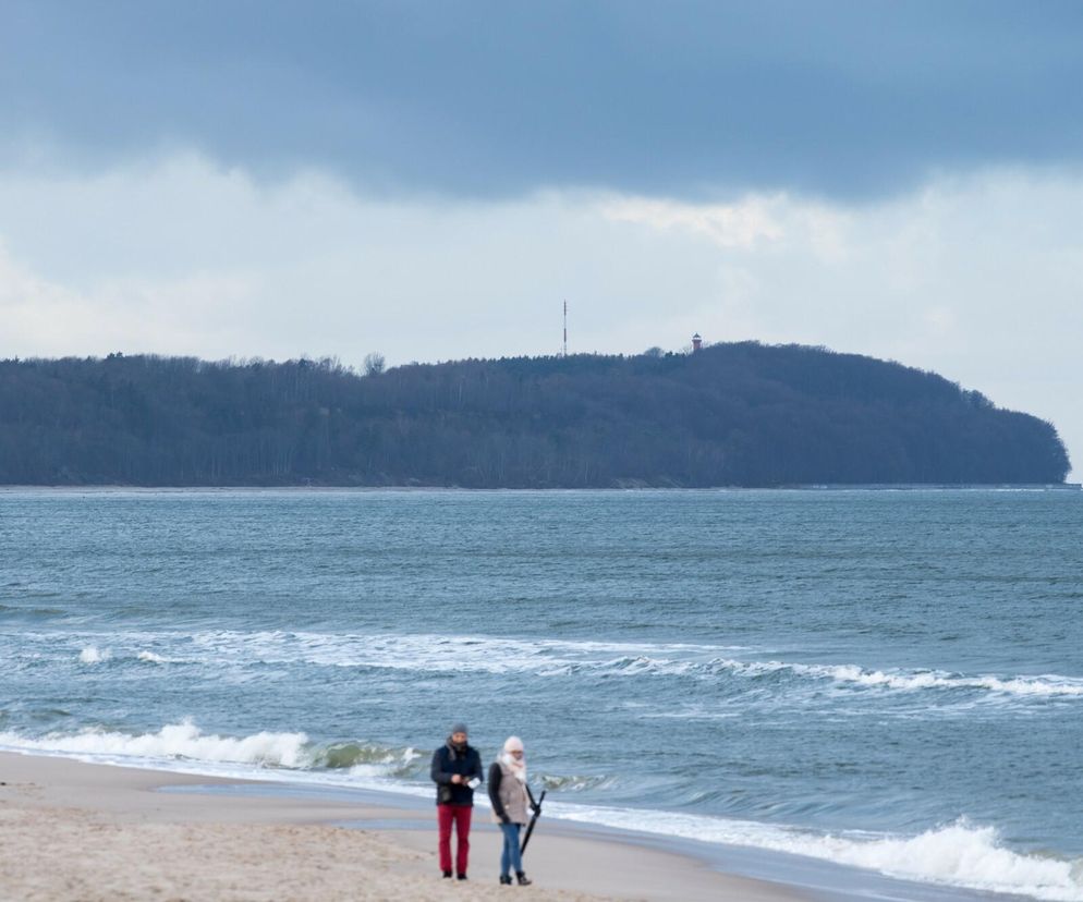 Ta plaża nie ma sobie równych. Urokliwa, szeroka i… pusta! Zakochasz się w tym miejscu