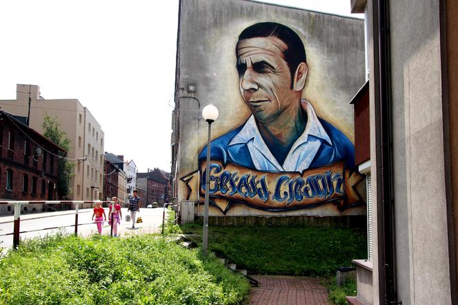 Chorzów: Mural Gerarda Cieślika na ścianie kamienicy [ZDJĘCIE]