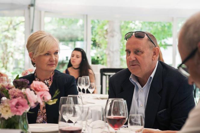 O mnie się nie martw 5 sezon odcinek 5 Witold (Sławomir Orzechowski), Lucyna (Agnieszka Pilaszewska)