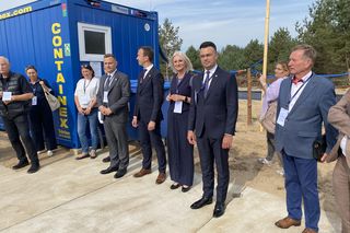 Nowa inwestycja na lotnisku w Szymanach. Ruszyła budowa nowoczesnego centrum medycznego [ZDJĘCIA]