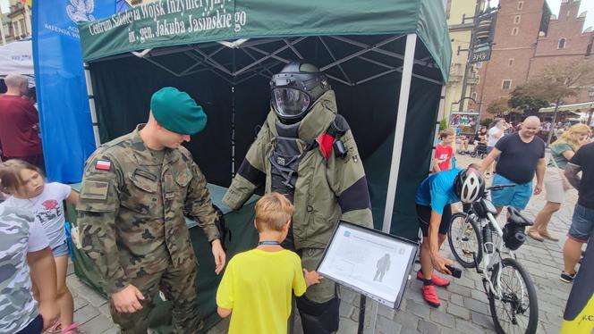 Święto Wojska Polskiego we Wrocławiu. Taki sprzęt zaprezentowano na wrocławskim Rynku 