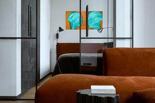  Apartament w neogotyckim gmachu z wnętrzem