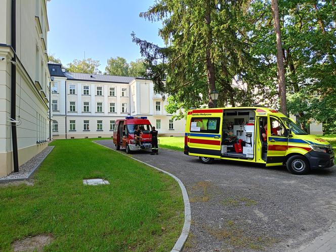 Z nową elewacją budynek szpitala wygląda imponująco