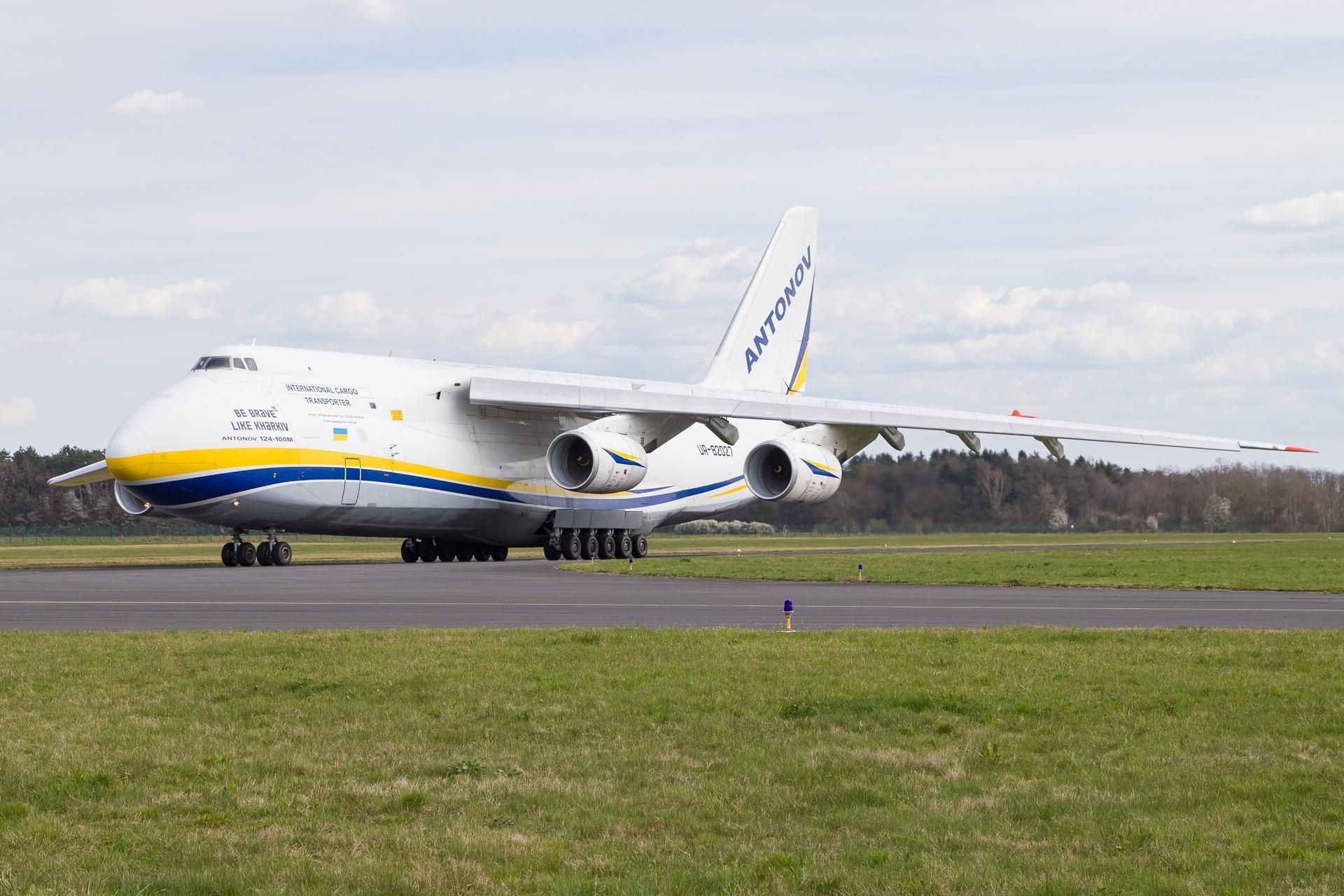 An-124-100 Rusłan