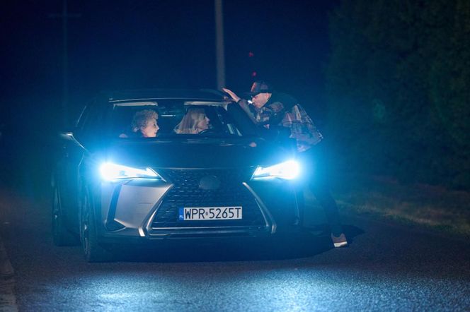 Na Wspólnej, odc 4030. Monika (Sylwia Gliwa), Beata (Katarzyna Ptasińska)