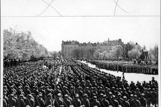 Uroczystości imieninowe Józefa Piłsudskiego w Toruniu - uroczysta msza polowa - maj 1935 roku