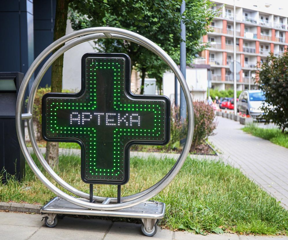 Szukaj tego znaczka na drzwiach apteki. Wiemy, co oznacza