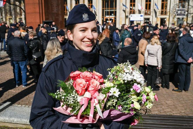 Nowi policjanci i policjantki w śląskim garnizonie policji