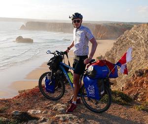 Patryk Szmyt na rowerze po Portugalii. Wyjątkowa wyprawa dla małego Dawida [ZDJĘCIA]