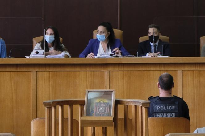 Syn księdza zabił ją, zgwałcił i schował w podziemiach, bo kazały mu demony