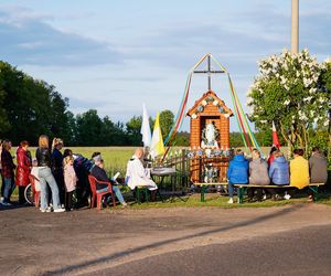 Ten zwyczaj sięga V wieku. W Łódzkiem wciąż jest kultywowany 