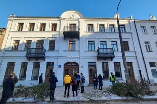 Koniec remontu zabytkowej kamienicy na Pradze-Północ. Została postawiona w 1870 r.