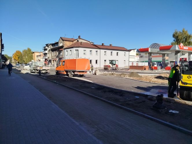 Na ul. Floriańskiej w Siedlcach powstaje nowe rondo ósemkowe i nowa nawierzchnia