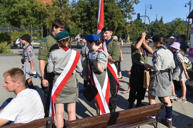 Obchody 80. rocznicy wybuchu Powstania Warszawskiego w Toruniu. Mieszkańcy grodu Kopernika pamiętają o bohaterach