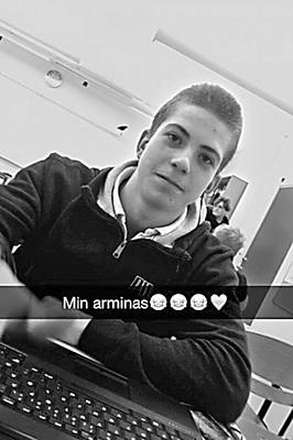 Szwedzki uczeń zginął z rąk uchodźcy