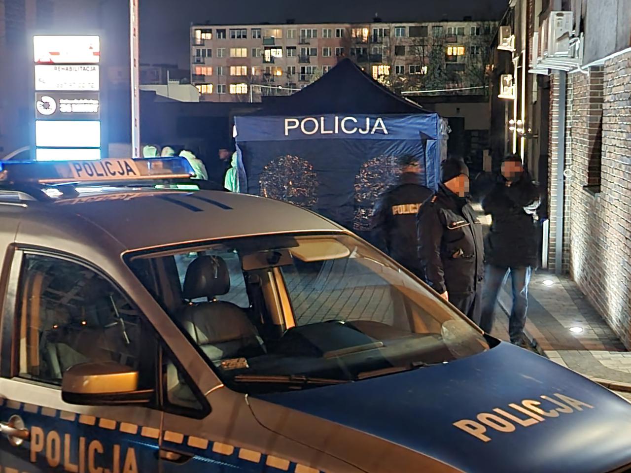 Podwójne zabójstwo w Pleszewie. Szokujące informacje! Wśród 6 zatrzymanych jest ojciec i jego 18-letni syn [NOWE FAKTY]