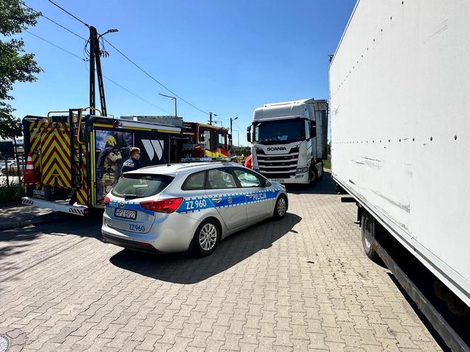 Nie żyje pieszy potrącony przez ciężarówkę. Tragiczna śmierć na drodze