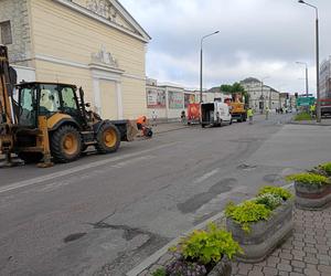 Wszystkie prace w rejonie skrzyżowania przy siedleckim więzieniu mają trwać do końca wakacji