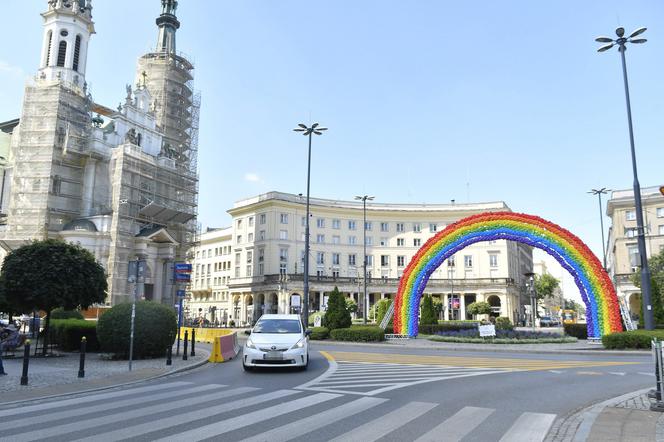 Tęcza wraca na Plac Zbawiciela w Warszawie