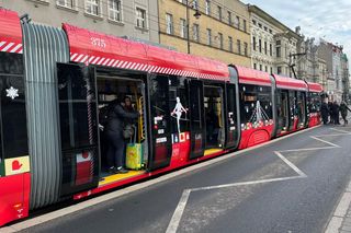 Mikołajkowy tramwaj wjechał na ulice Bydgoszczy! Tak się prezentuje 