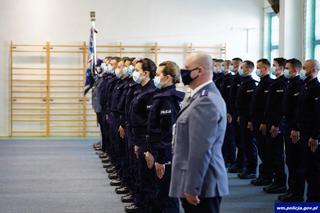 Nowi policjanci na Warmii i Mazurach. Pierwsze ślubowanie w 2022 roku [ZDJĘCIA]