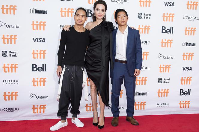 Angelina Jolie z dziećmi