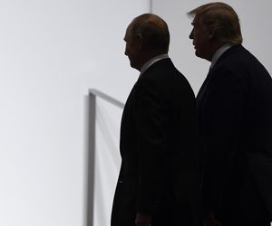 Przygotowania do spotkania Putin-Trump w bazie sił powietrznych USA na Alasce