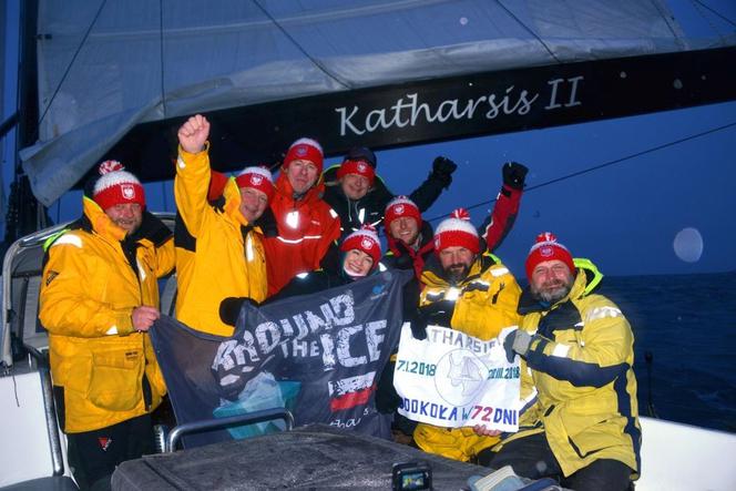 Wyprawa "Katharsis II": pętla wokół Antarktydy zamknięta