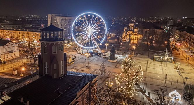 Świąteczne iluminacje w Częstochowie gotowe na jarmark bożonarodzeniowy